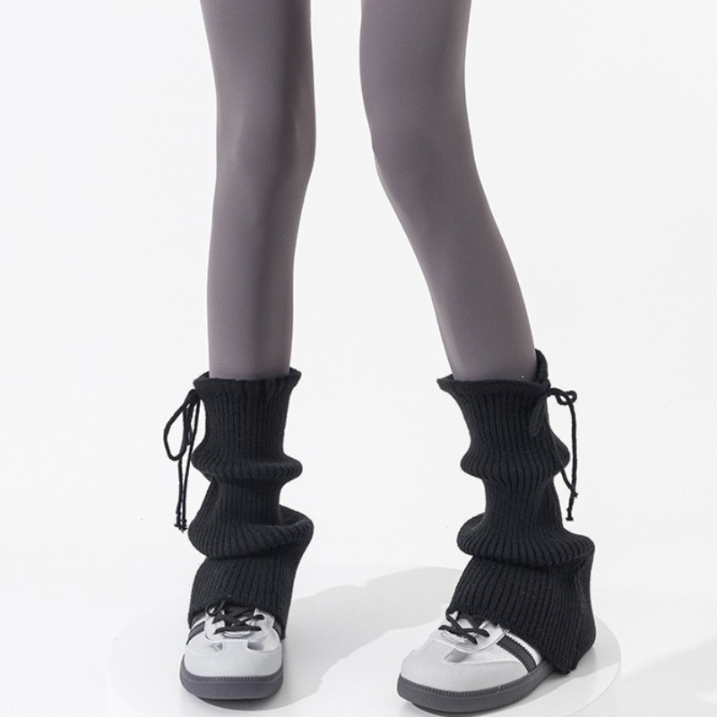 جوارب نسائية بأسلوب الباليت كو - مراجعة Boot Sock Slouchy وسعره