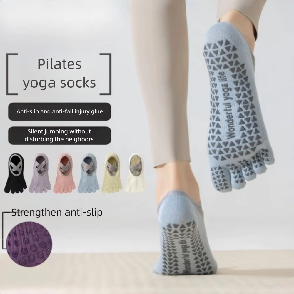 جوارب يوغا نسائية قطنية بخمسة  - مراجعة Grip Sock Yoga وسعره