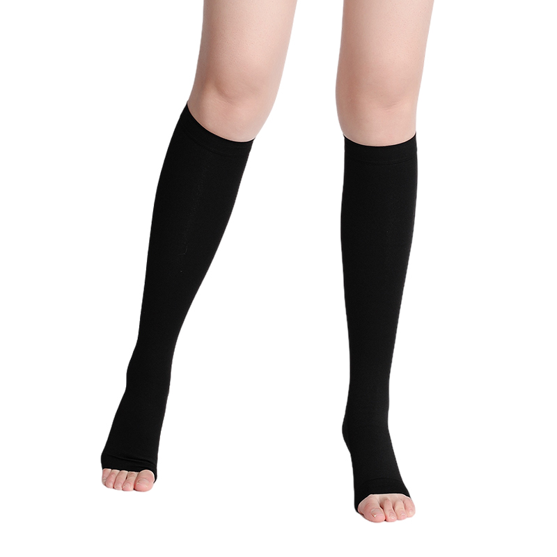 جوارب نسائية ضاغطة طبية من Leg - مراجعة Compression Sock Medical وسعره
