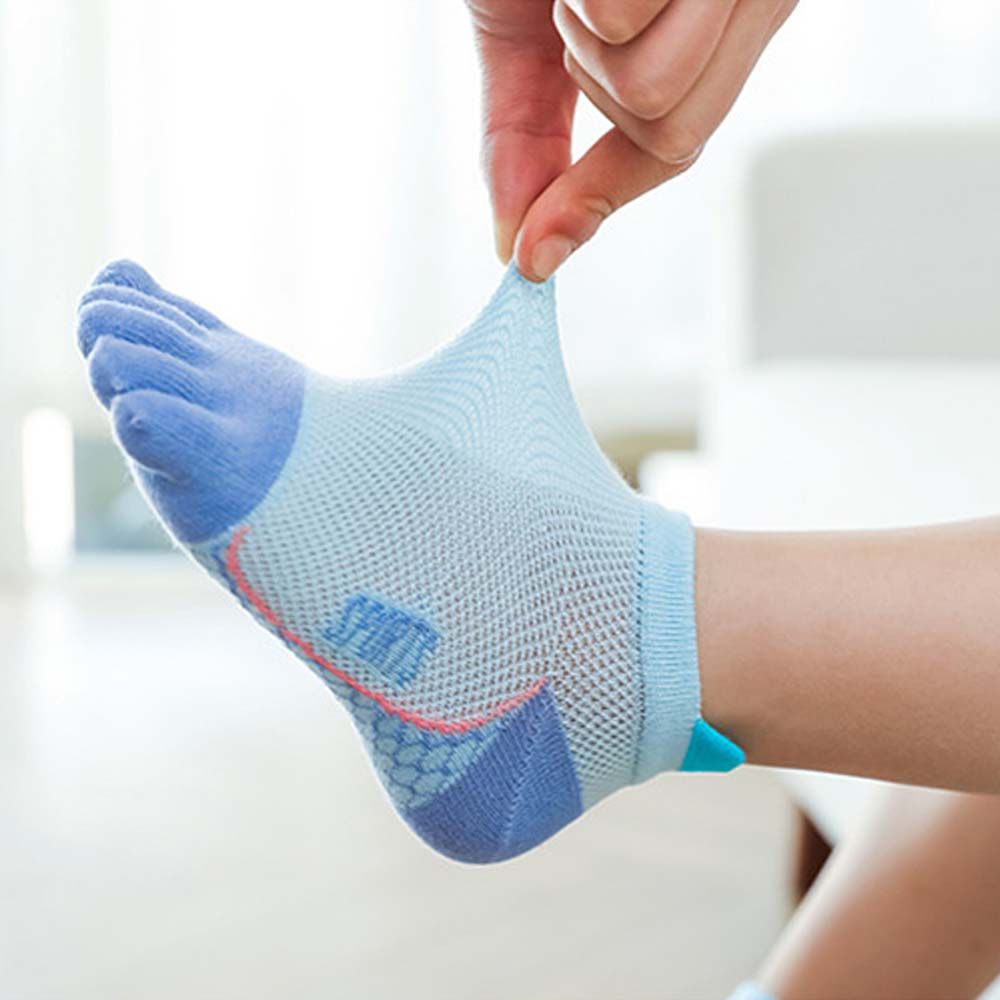 جوارب قطنية للأطفال بألوان متن - مراجعة Toe Sock Split وسعره